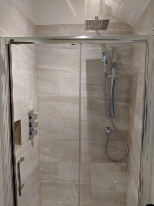Barley - Cosy Stylish Apartment - Easy Access To Bath And Many Nearby Attractions Box  Ngoại thất bức ảnh